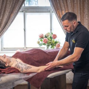 Värske vitamiinidega kehahoolitsus massaažiga tulevasele emale 50 min